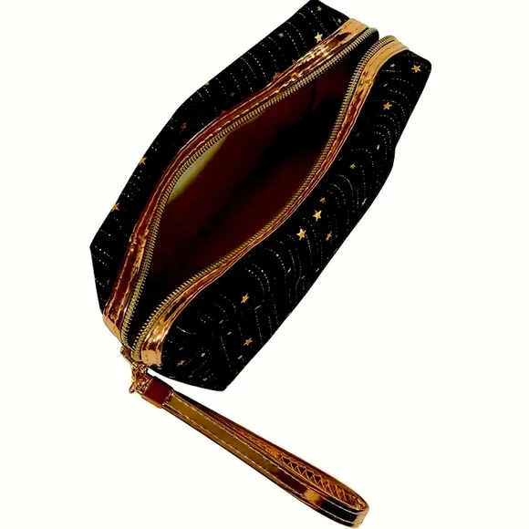 Bundle: Color Changing Jelly Lipstick, Brush Set & Cosmetic Bag - Picture 5 of 16